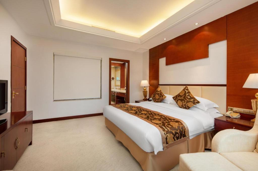 Jinrong International Hotel Shanghai Exteriör bild